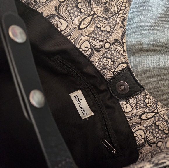 Sak Roots Purse - Picture 6 of 9